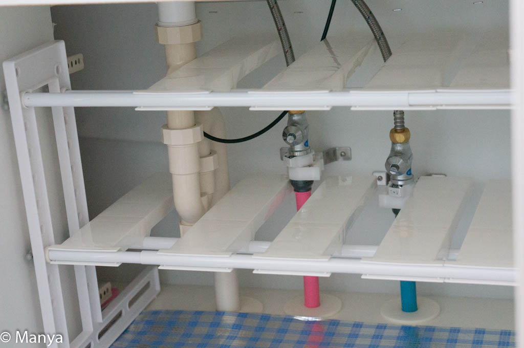 洗面台の棚整理に ニトリ 簡単に設置できるシンク下収納ラック レビュー Manya Home